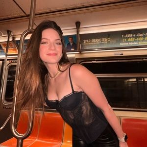 Meet your Posher, Mariam